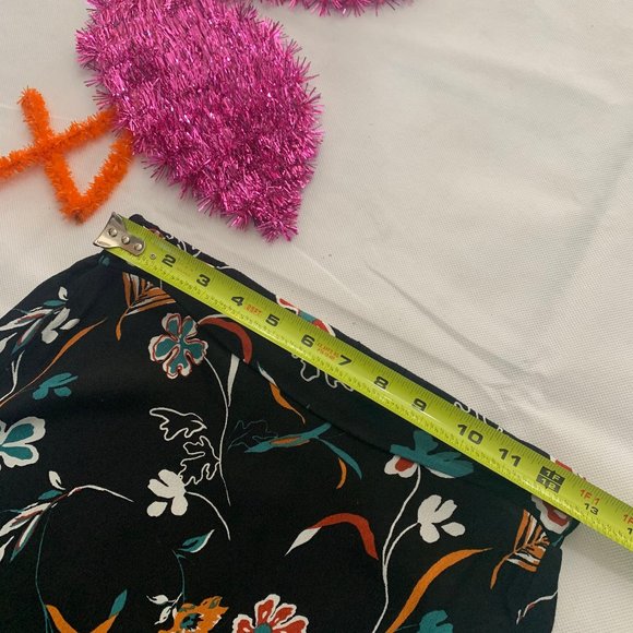 🌀 Forever 21 Contemporary Long Skirt - Picture 5 of 7